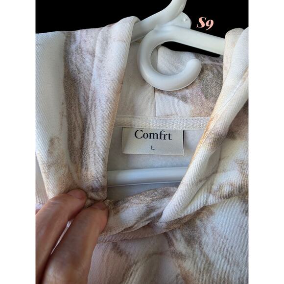Comfrt Camo Hoodie White Oak L NWOT * S9 - Picture 3 of 4